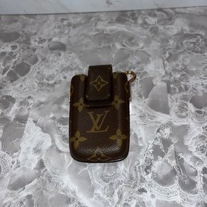 Louis Vuitton cell phone flip phone monogram holder keychain